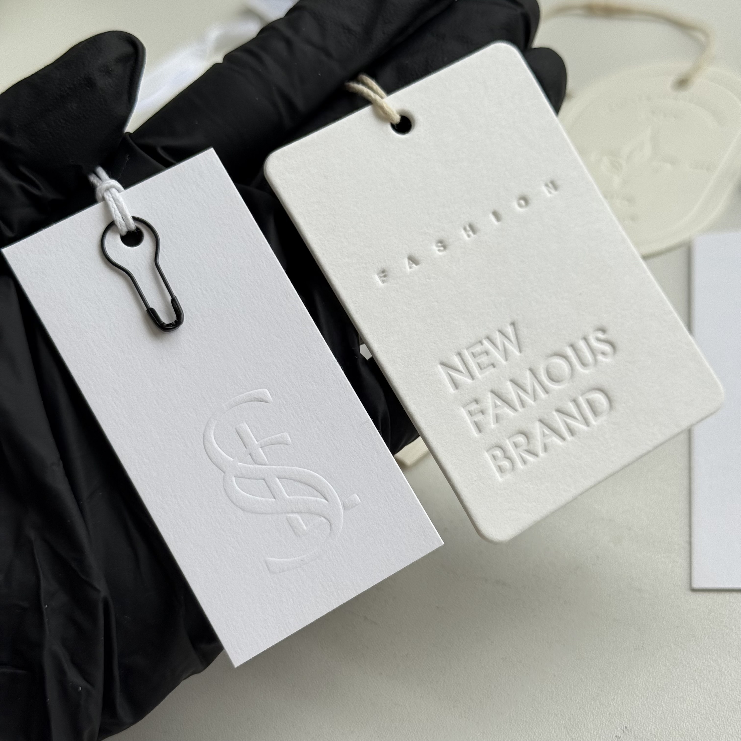 High End Embossed Logo Hang Ta - Luxury Bags Price 评论和价格