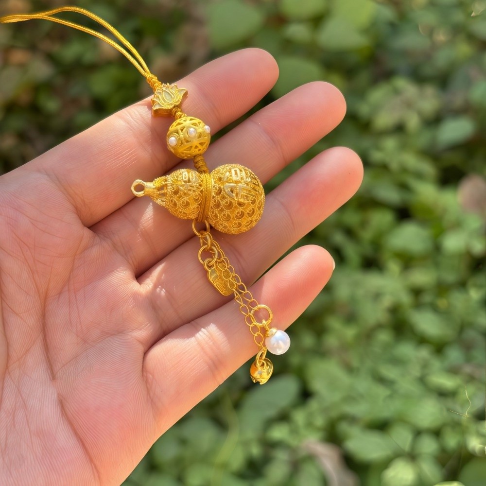 Luxury Hollow Gourd Pendant Ex - Luxury Bags Yellow 评论和价格