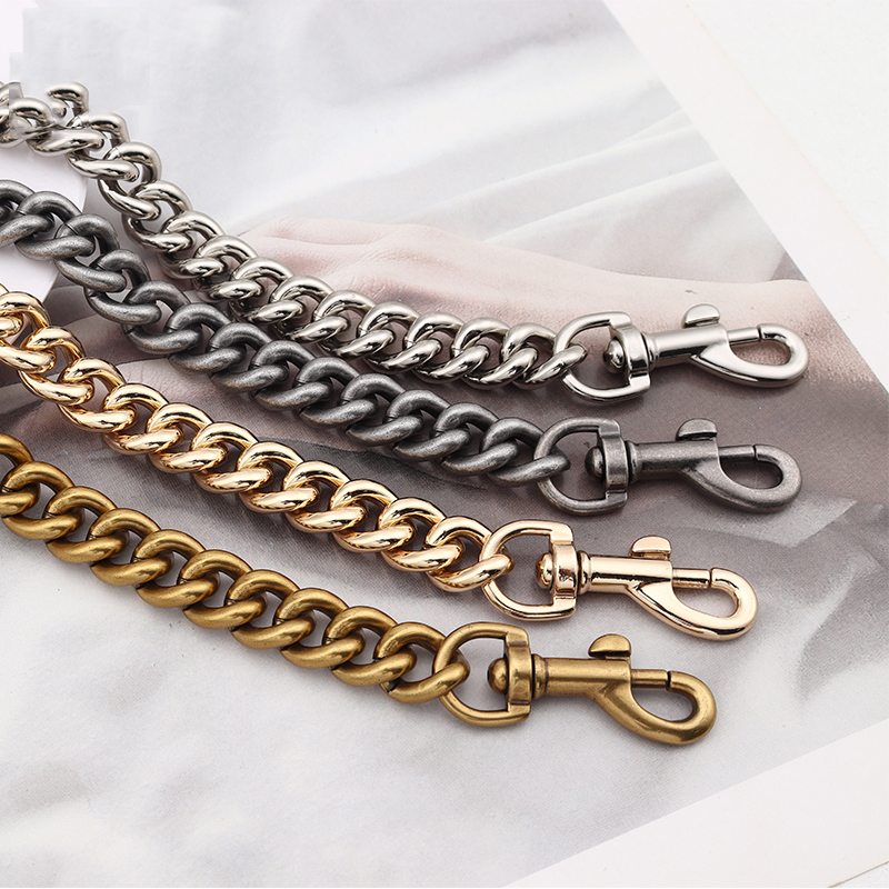 Aluminum chain strap bag silve - Luxury Bags With Silver Hardware 评论和价格