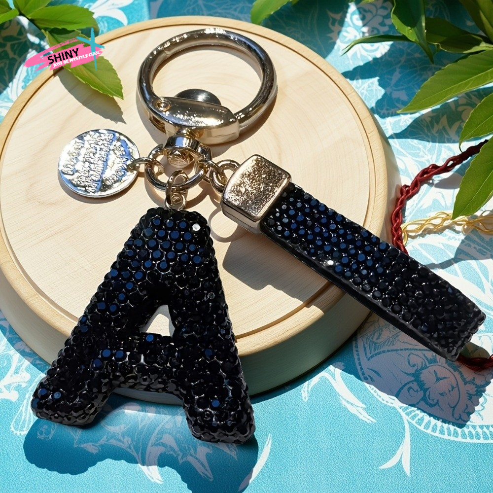 Lucky Charm Letter Key Chain S - Luxury Bags Yellow 评论和价格