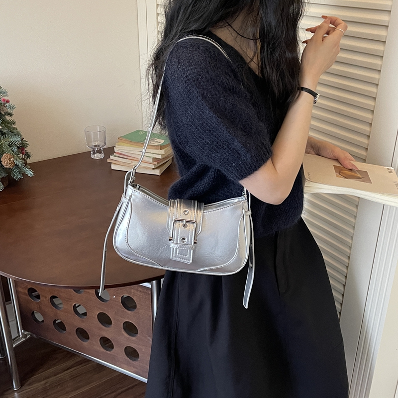 Vsper Underarm Shoulder Bags F - Luxury Bags That Are Vegan 评论和价格
