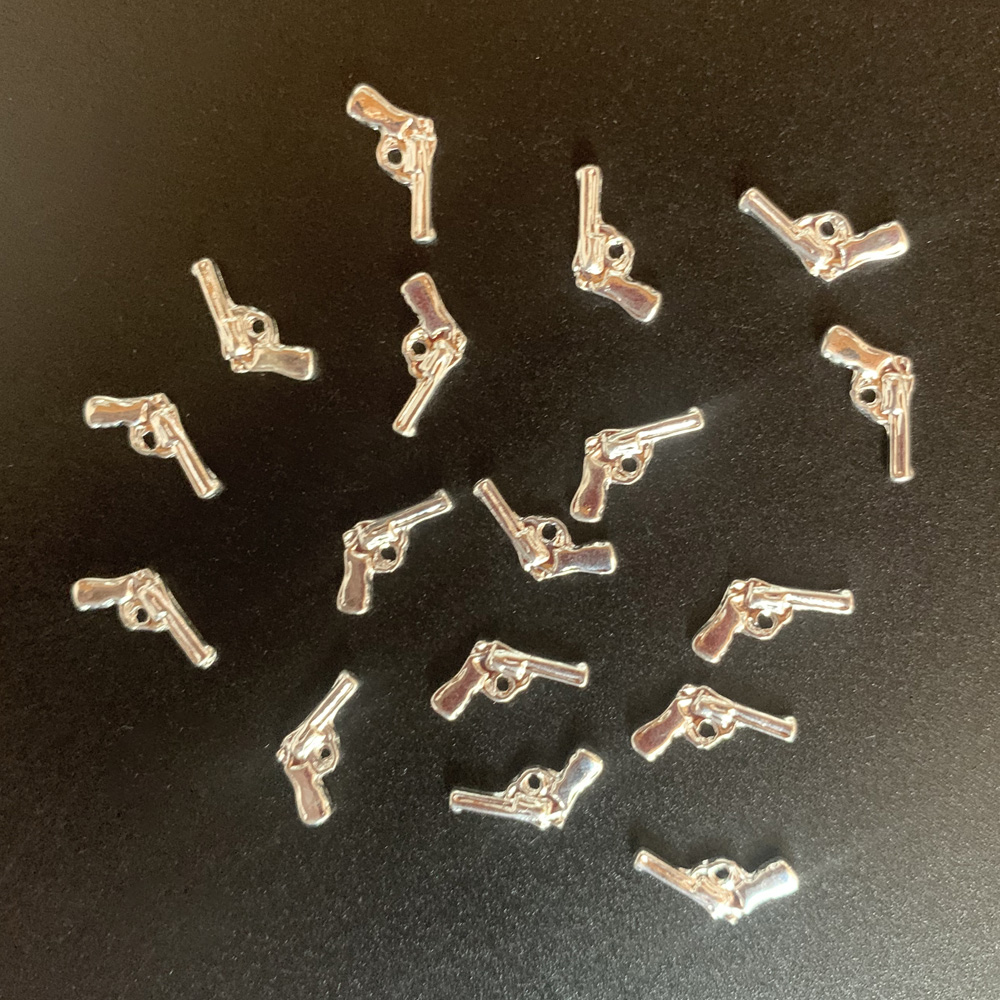 20PCS Metal Nail Supplies Luxu - Luxury Bags Pyramid 评论和价格